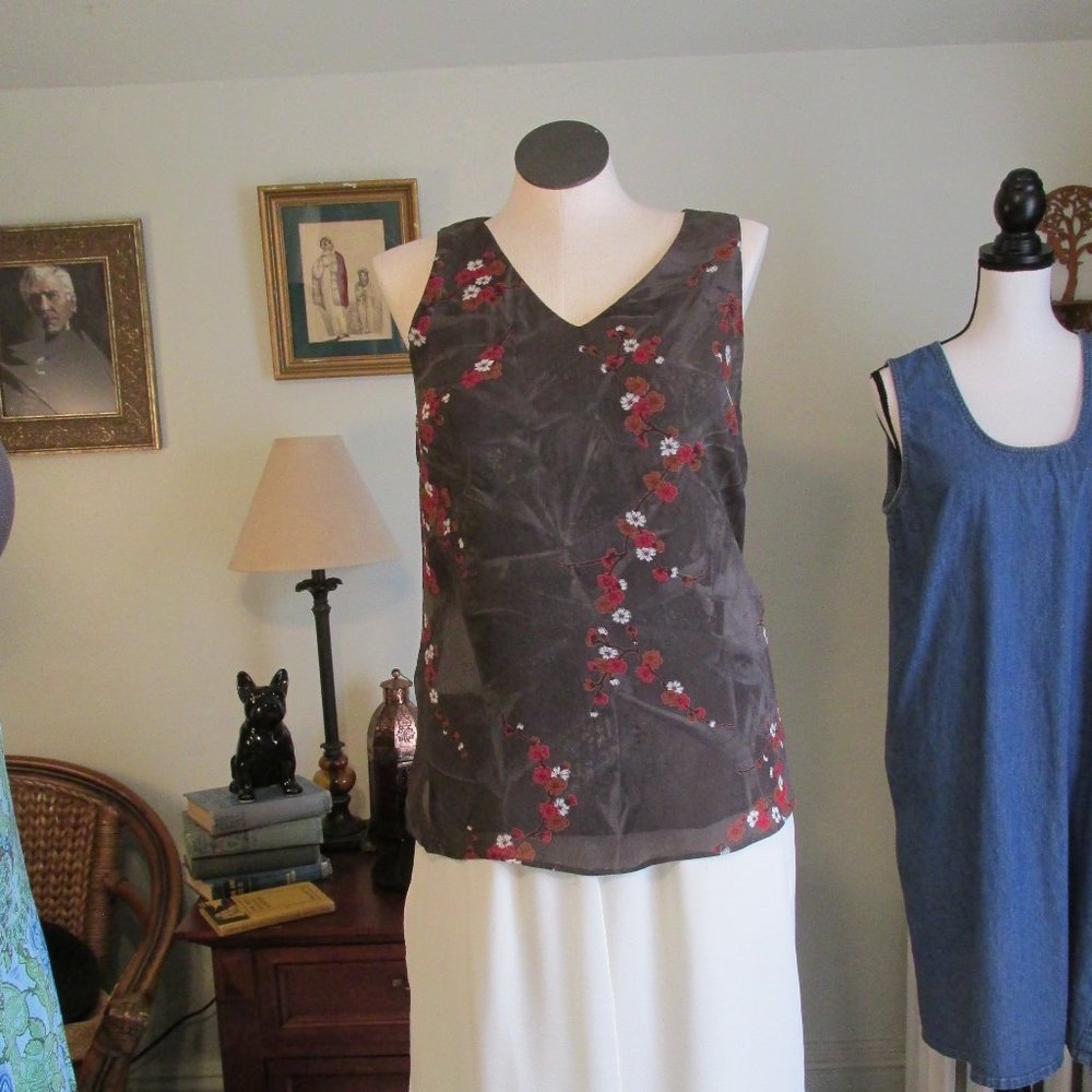 Blossom  Sleeveless Blouse